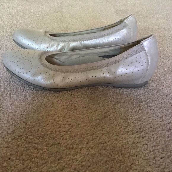 Munro Womens Quinn Gray Ballet Flats - Picture 3 of 9